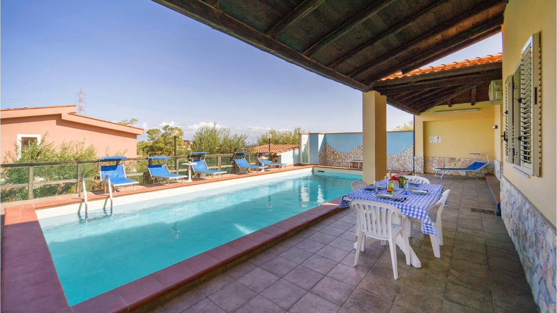 Villa Spera Mandra Capreria Tatil Evi